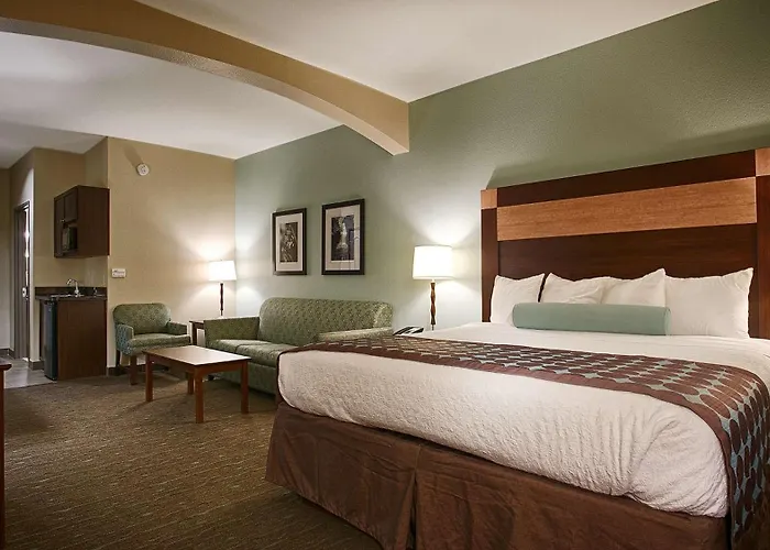 Best Western Plus Texarkana Inn And Suites