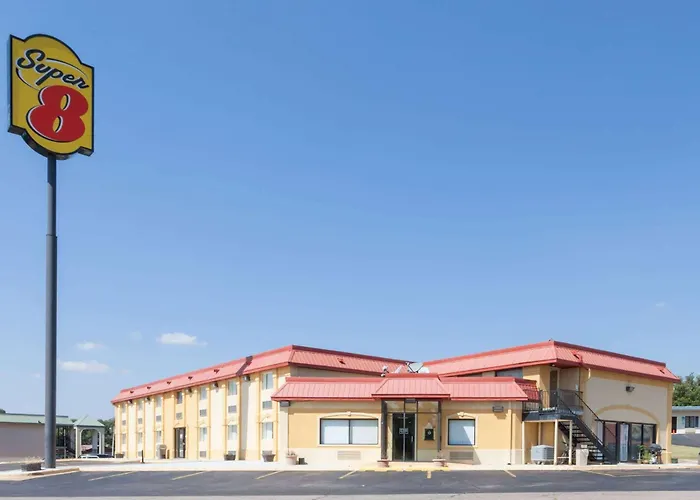Super 8 By Wyndham Clinton Ok