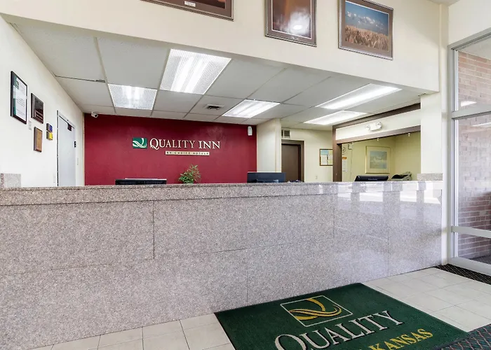 Colby Inn And Suites