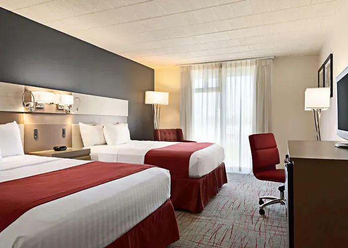 Holiday Inn Clarion