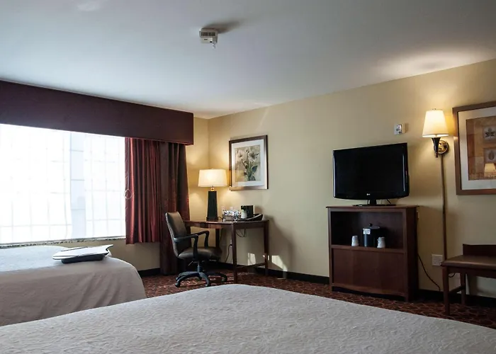 Hampton Inn & Suites Watertown