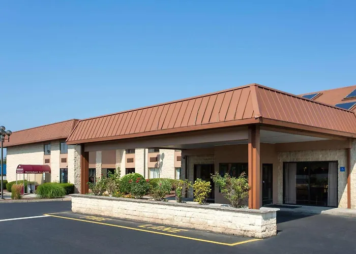 Days Inn By Wyndham Hillsborough