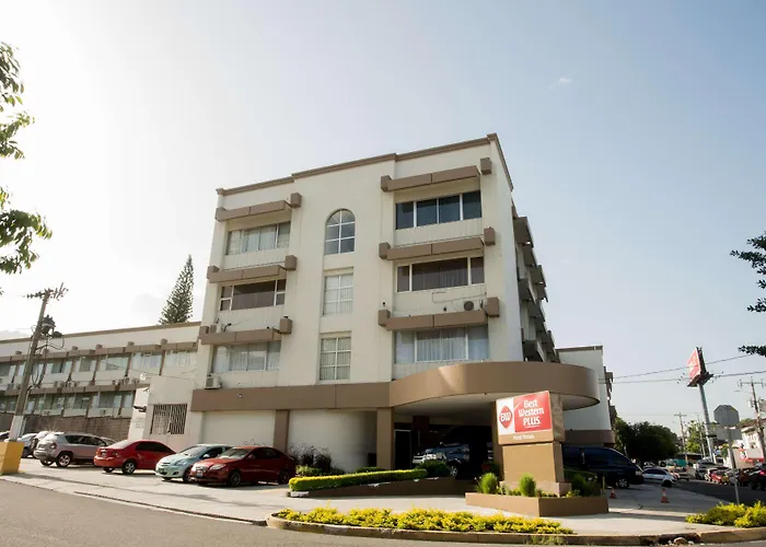 Best Western Plus - Magee Inn & Suites