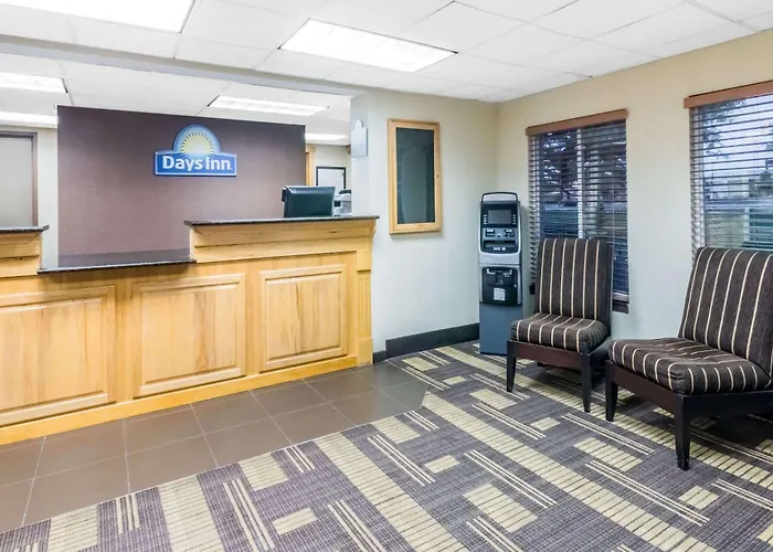 Days Inn By Wyndham Bismarck