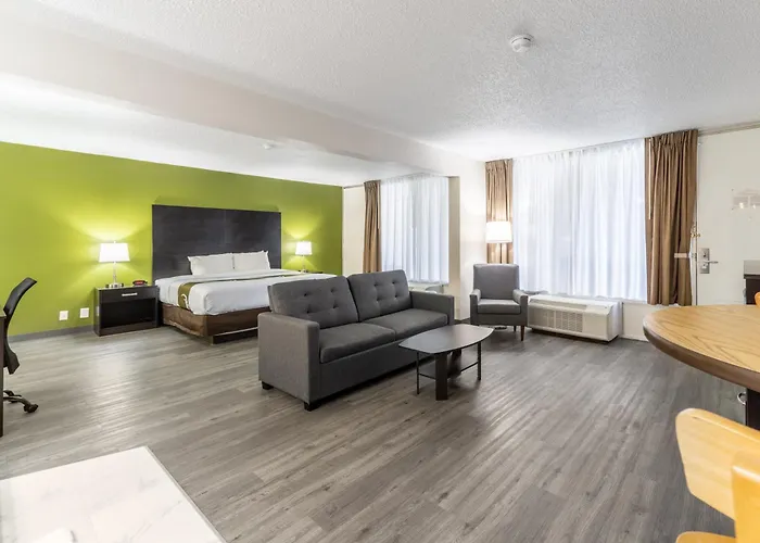 Quality Inn & Suites Vandalia Near I-70 And Hwy 51