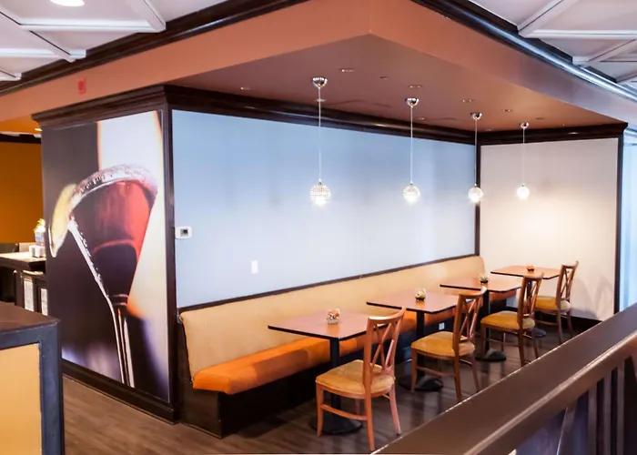 Best Western Premier Toronto Airport Carlingview Hotel