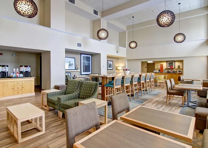 Hampton Inn & Suites Saint John