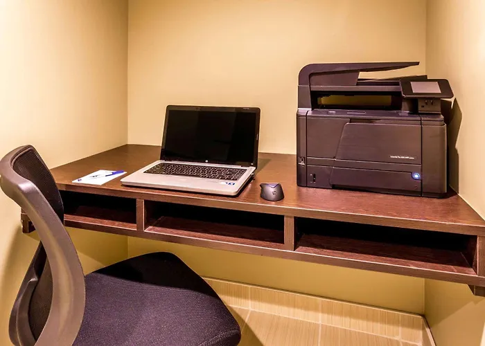 Microtel Inn & Suites By Wyndham Whitecourt