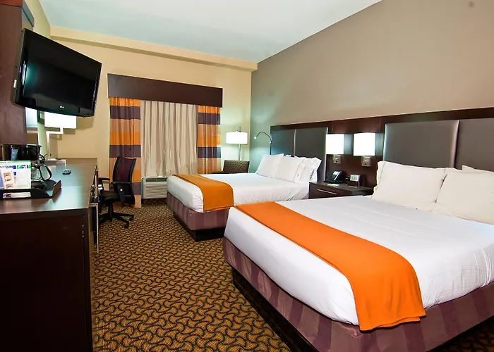 Holiday Inn Express & Suites Jackson/Pearl International Airport