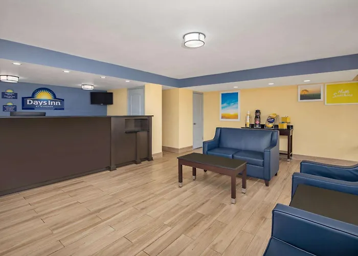 Days Inn By Wyndham Muscle Shoals