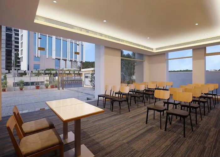 Holiday Inn Express Nashik Indira Nagar By Ihg