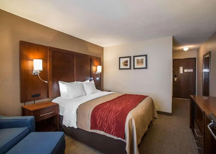 Quality Inn & Suites Boonville - Columbia