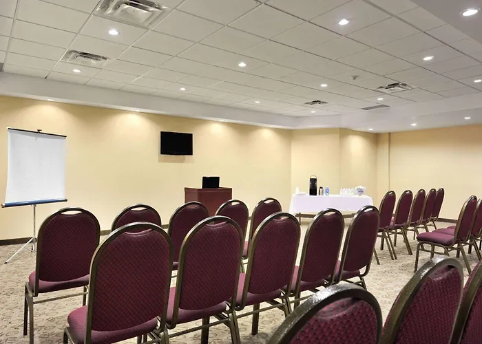Days Inn By Wyndham Brampton