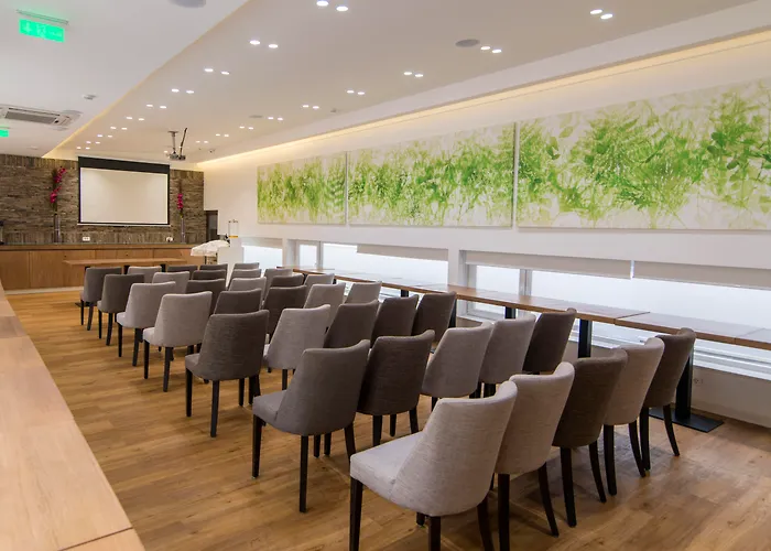 Belgrade Inn Garni Hotel