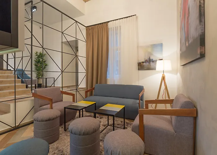 Capital Hotel Garni