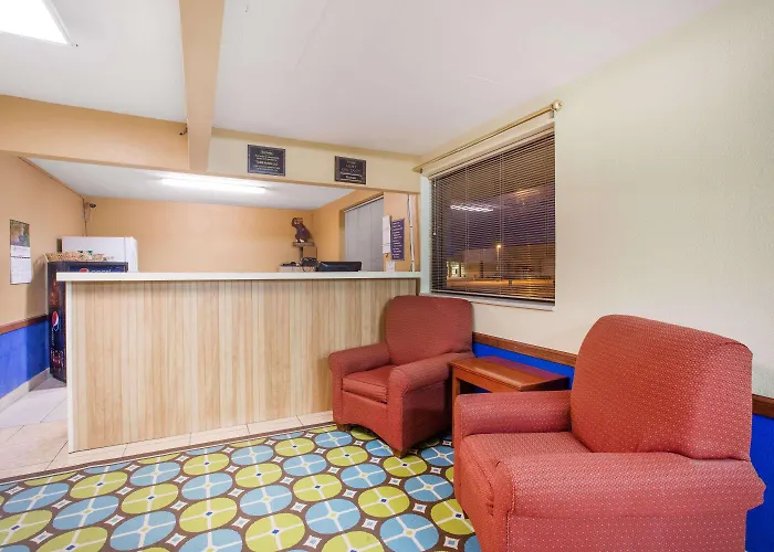 Travelodge By Wyndham Great Bend