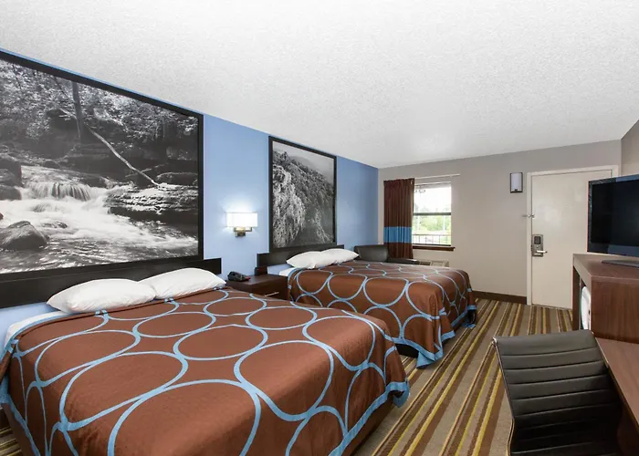 Super 8 By Wyndham Malvern