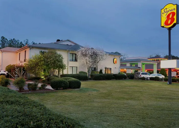 Super 8 By Wyndham Lancaster