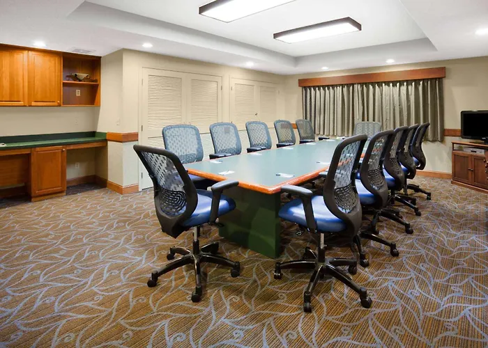 Americinn By Wyndham Chanhassen