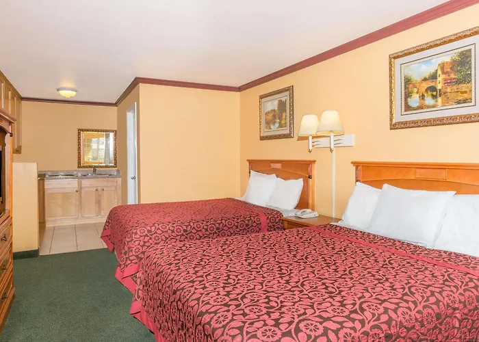Days Inn By Wyndham King City