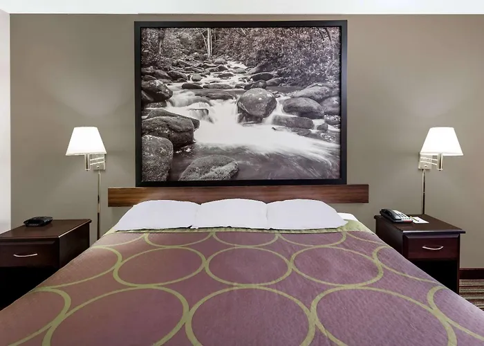 Super 8 By Wyndham Chattanooga Ooltewah