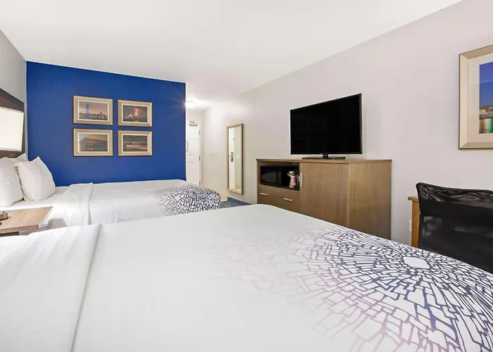 La Quinta By Wyndham Ne Long Beach/Cypress