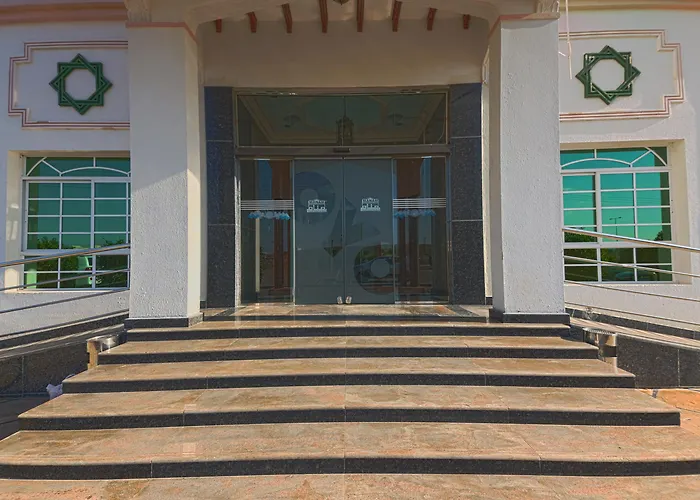 Oyo 125 Manam Sohar Hotel Apartments