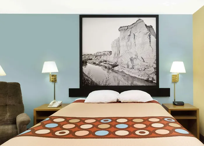 Super 8 By Wyndham Crete