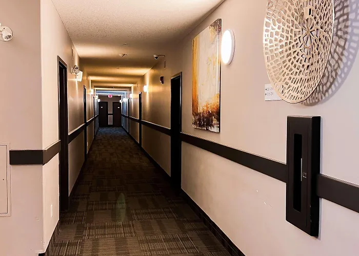 Ramada By Wyndham Fort Mcmurray
