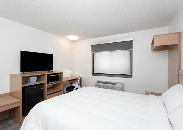 Travelodge By Wyndham Elkhart