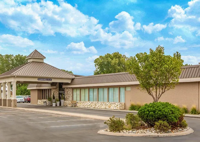 Ramada By Wyndham Midtown Grand Island