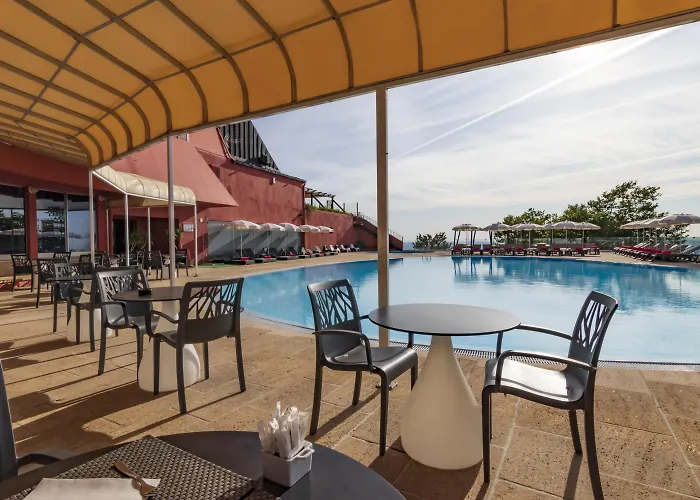 Hotel Carqueijais - Serra Da Estrela
