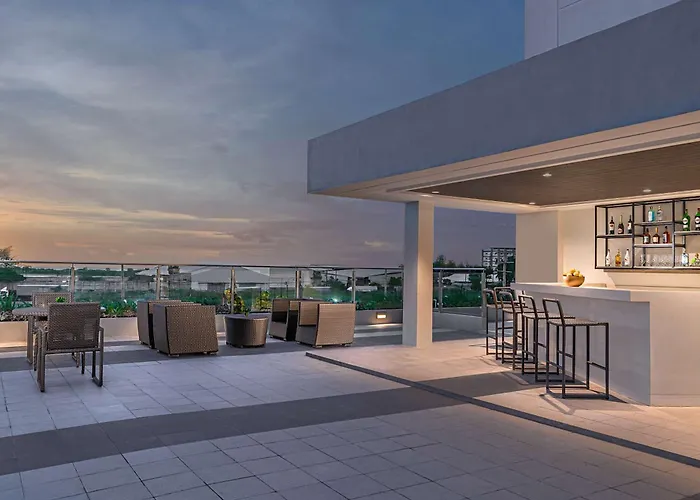 Park Inn By Radisson Bacolod
