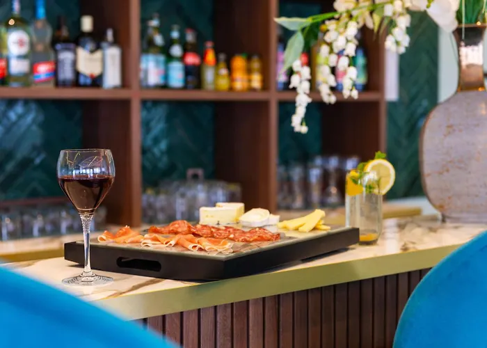 The Originals Boutique, Hotel Porte De Dieppe