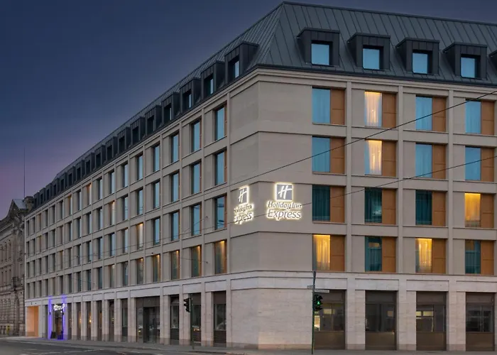 Holiday Inn Express & Suites - Potsdam By Ihg