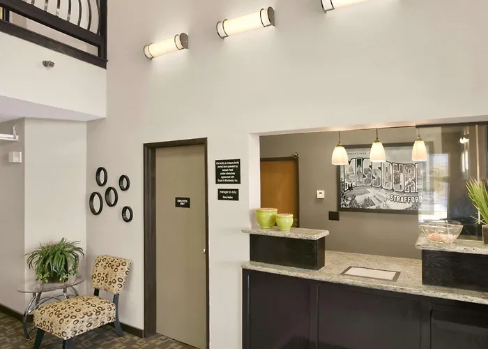 Super 8 By Wyndham Stafford/Springfield Area