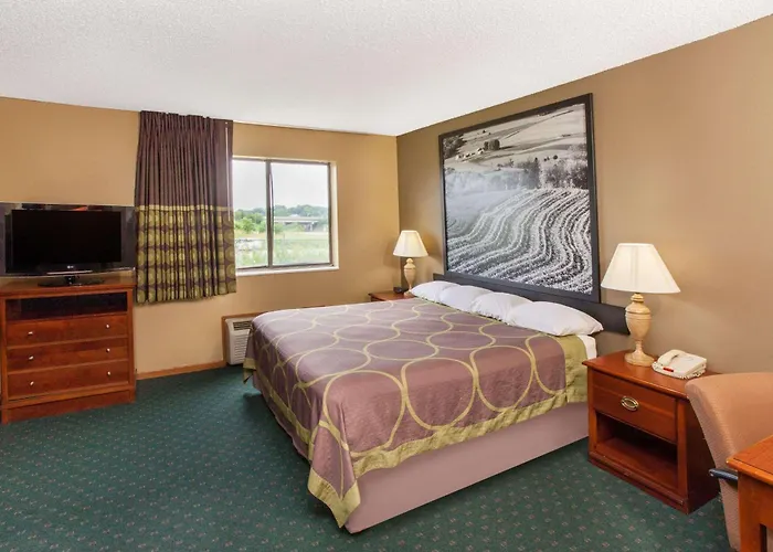 Circle S Motel