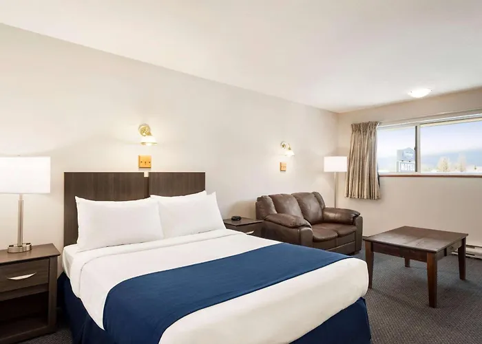 Travelodge By Wyndham Mcbride