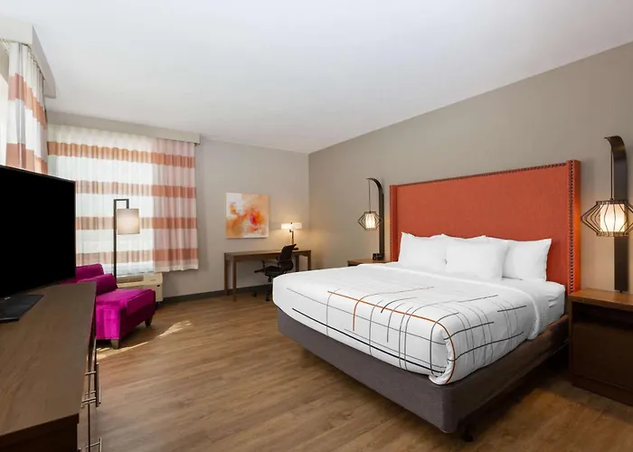 La Quinta By Wyndham Altoona Des Moines