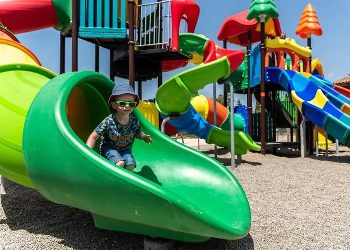 Camping Maeva Escapades Les Cottages De Perpignan