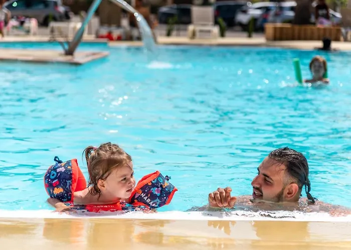 Camping Maeva Escapades Les Cottages De Perpignan