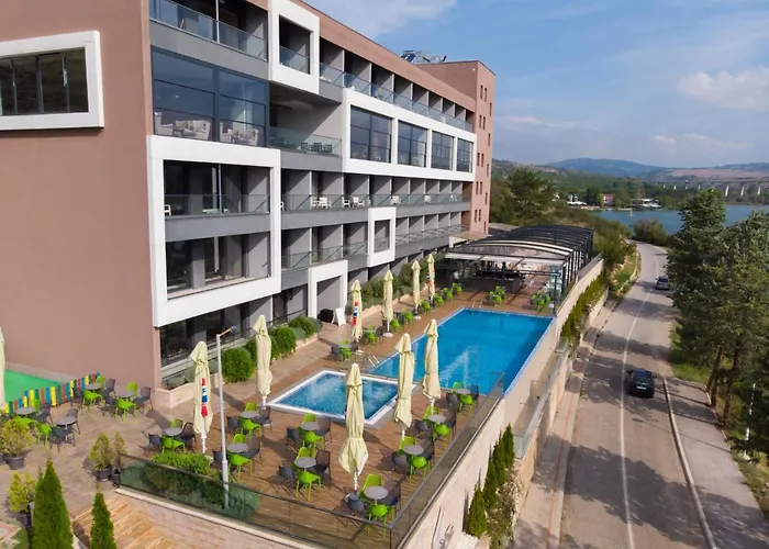 Glorius Hotel