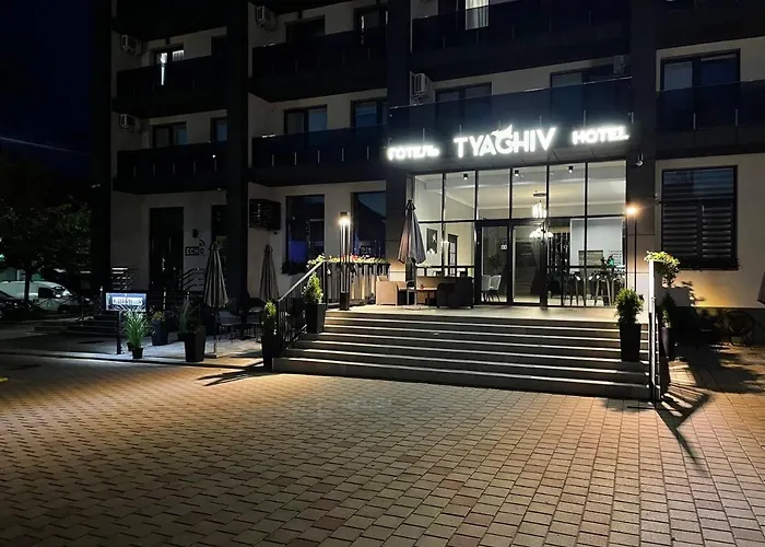 Готель Тячів