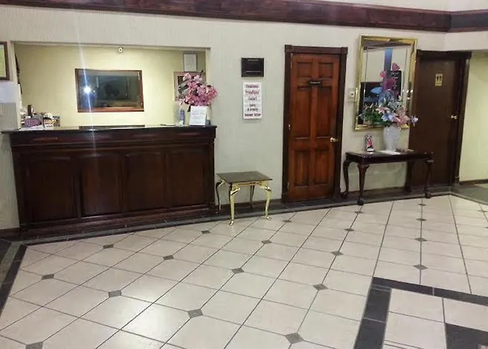 America'S Best Inn & Suites Commerce