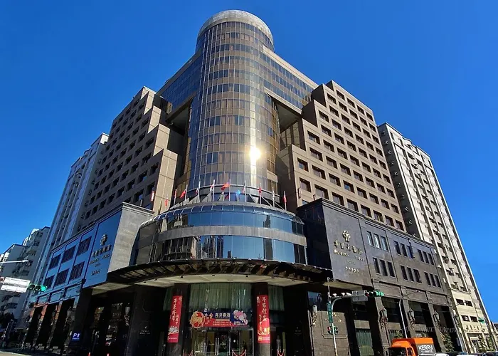 Monarch Plaza Hotel