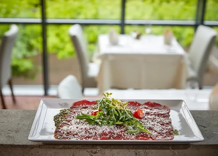 Hotel Simon'S Plaza