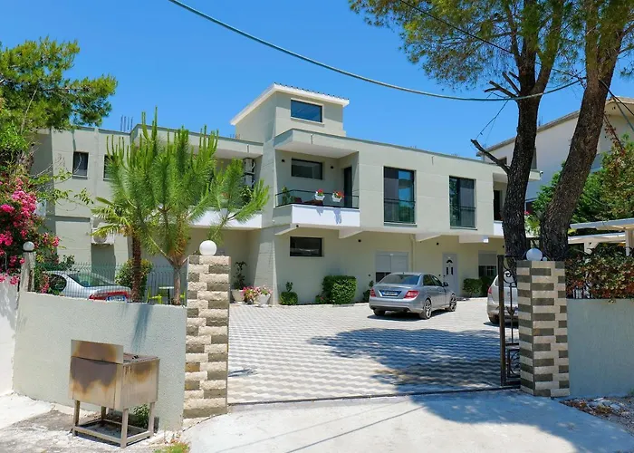 Vila Celaj