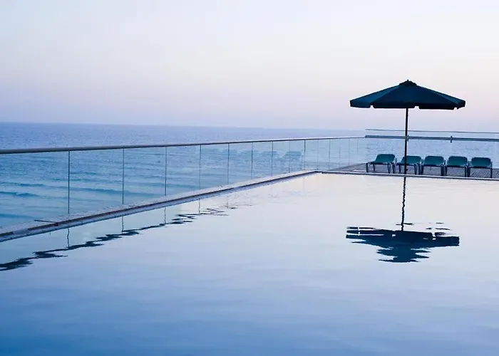 Share Suites Hotel Bat-Yam