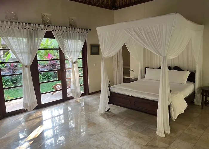 Rumah Kelapa Villa Alami