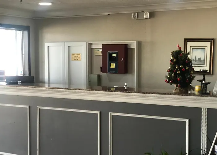 Executive Inn & Suites
